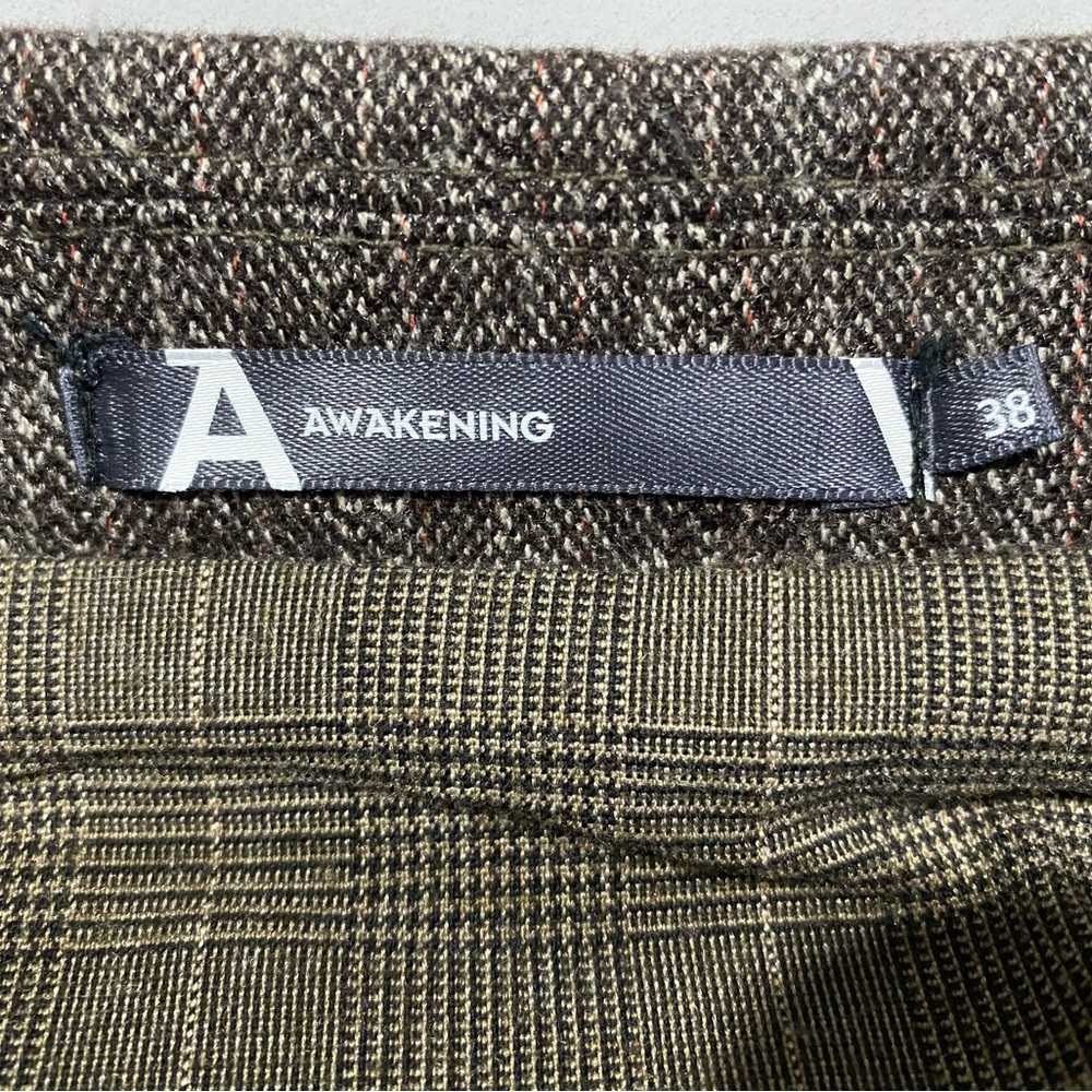 Awake Multi-Tone Blazer with Button Detail - Picture 5 of 8